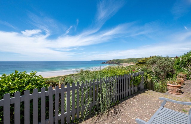 Uplands - Three Bedroom House, Sleeps 6