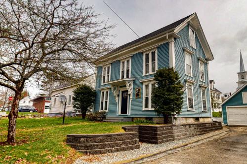 Upper Corbel House