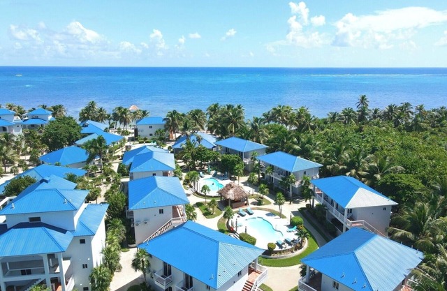 Upper-Floor 30 Steps To Beach@SapphireBeachResort