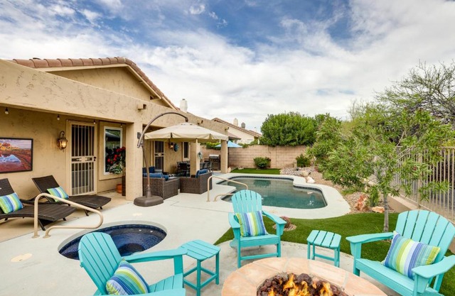 Upscale Cave Creek Home with Private Pool and Spa!