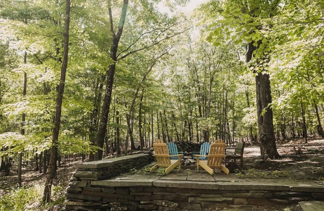 Upstate Getaway with Heated Saline Pool; Kid Friendly, Perfect Location