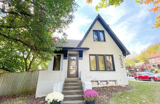 Urban 2-bedroom Escape in Downtown Cape Girardeau