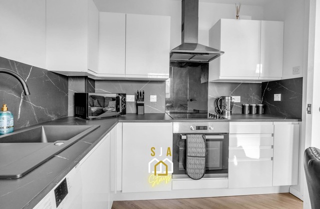 Urban City Stay - SJA Stays - Luxury 2 Bed