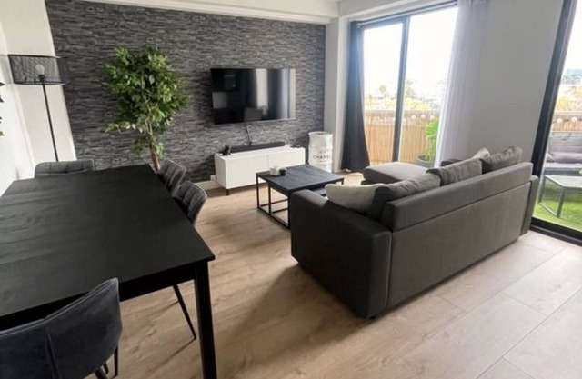 Urban elegance Close to Paris