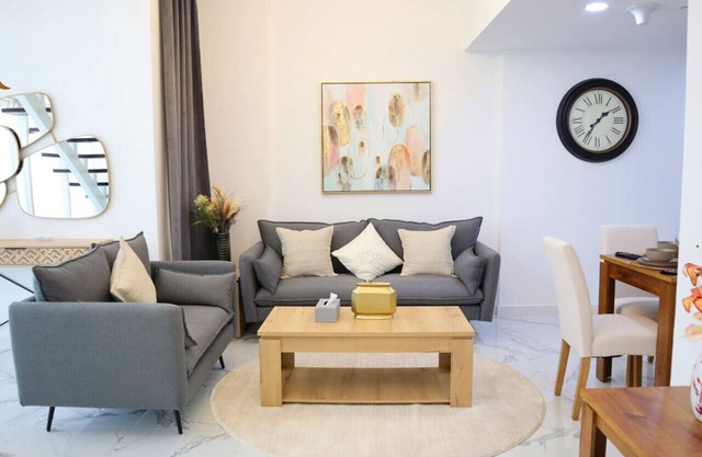 Urban Oasis Retreat - 2BR duplex in Masdar City