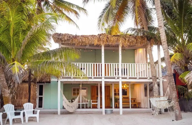 Utopia Guesthouse & Yoga Studio beachfront home