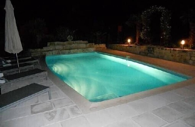 Vacation villa 8 adults - air-conditioned rooms - bb- beds