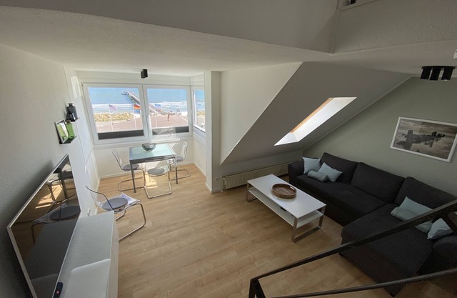 Vacation apartment by the sea on Schönberg beach