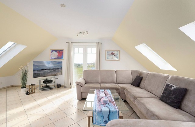 Vacation apartment/apartment for 4 guests with 80m² in Schönberger Strand (294619)