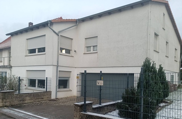 Vacation apartment - Weserbergland - own entrance - garden - fence - dogs possible