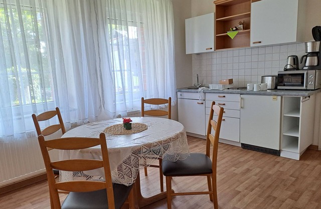 Vacation apartment 3 (ground floor bottom right) - Ferienwohnungen Lübs with W-Lan