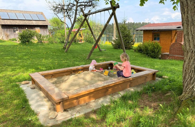 Vacation apartment, 60 sqm with 2 bedrooms and garden for max. 4 persons
