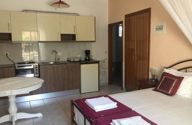 Vacation apartment/apartment for 4 guests with 67m² in Nikiti (187515)