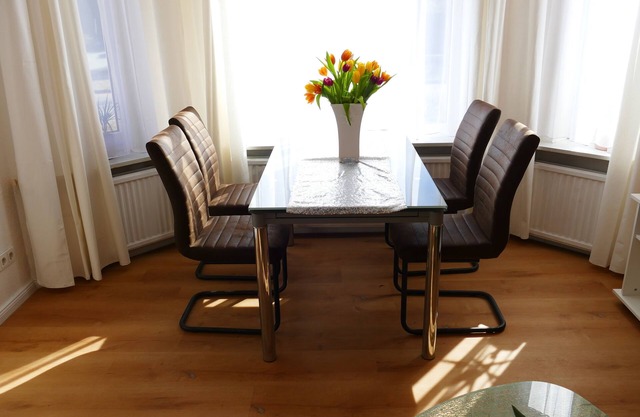 Vacation apartment/apartment for 4 guests with 70m² in Brunsbüttel (273330)
