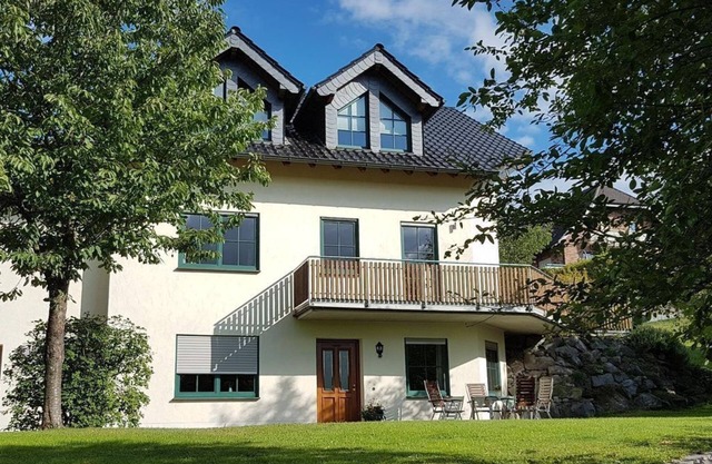 Vacation apartment Eifelwild - 2-bed vacation apartment shower/WC, up to 4 pers.