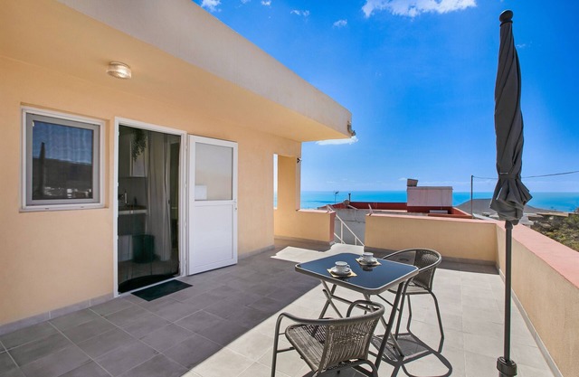 Vacation Apartment 'Fewo Arafo' with Sea View, Private Terrace and Wi-Fi