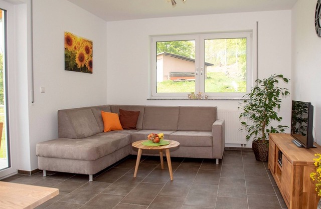 Vacation apartment Sonnenblume, 57 sqm, 2 bedrooms, south balcony, max. 4 persons