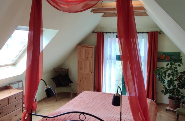 Vacation apartment "Villa Grieß" - vacation with the winegrower, 2 bedrooms, 81 sqm, NR