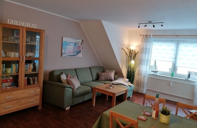 Vacation apartment/apartment for 2 guests with 58m² in Fehmarn OT Petersdorf (77426)