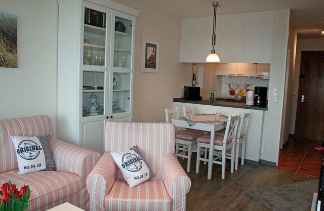 Vacation apartment/apartment for 4 guests with 43m² in Fehmarn OT Staberdorf (26678)