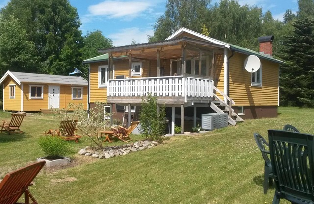 Vacation home at Stora Le for 4 persons only 150 m from the lake as the crow flies
