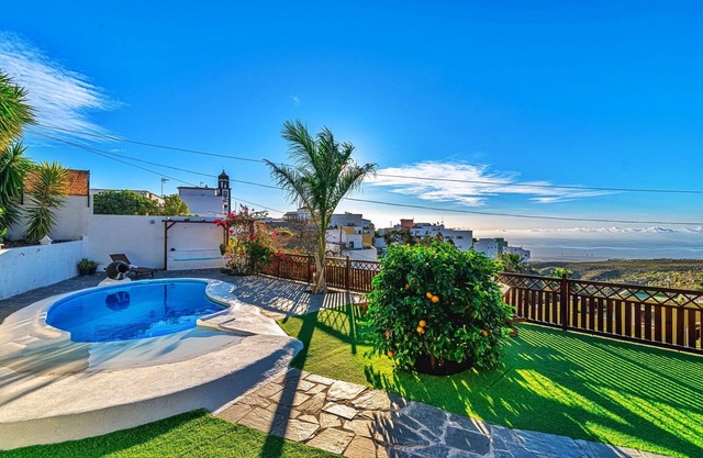 Vacation Home "Bernarda" with Heated Pool, Sea View, Private Pool & Wi-Fi