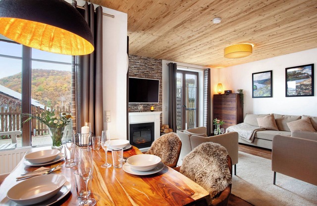 Vacation Home "Bergchalet 20" with Lake View, Private Terrace & Wi-Fi