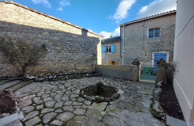 Vacation home between Nîmes and Montpellier
