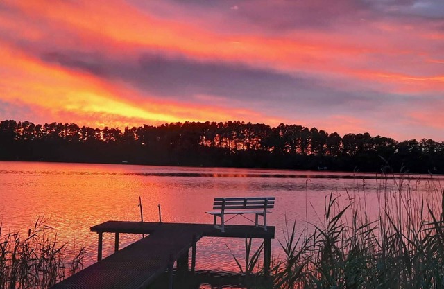 Vacation home 75 m² on the lake with private jetty, near Berlin