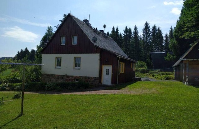 Vacation home "Ferien am Waldrand" - Cozy vacation apartment 70sqm at the edge of the forest