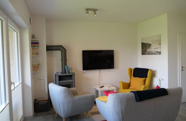 Vacation home for 4 guests with 63m² in Tossens (143790)