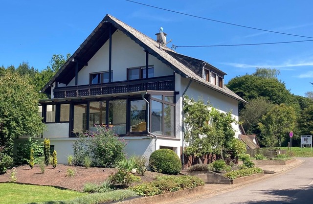 Vacation home for 6 guests with 185m² in Theley (250393)