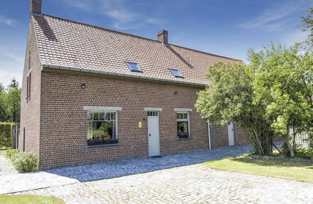 Vacation Home in Vleteren near Nature Park