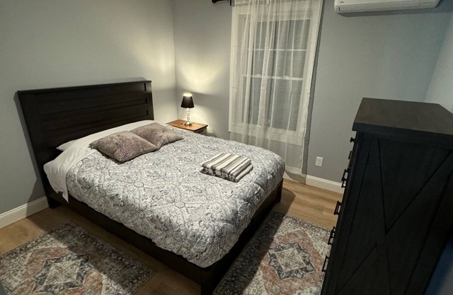 Vacation home near coastal charming towns of Yarmouth, Falmouth, Freeport, Maine