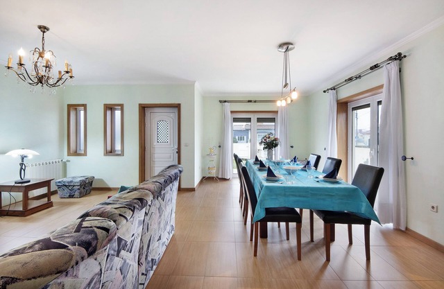 Vacation Home "Vivenda Sol E Mar" with 2 Private Terraces, 3 Balconies & Wi-Fi