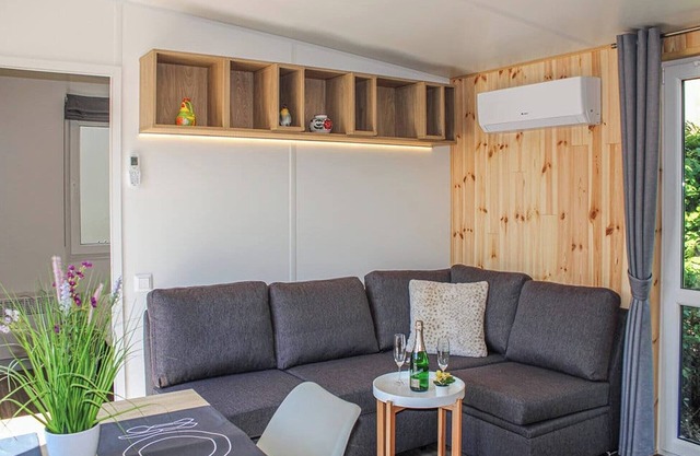 Vacation Home "Tiny House Lohse" with Private Terrace & Wi-Fi
