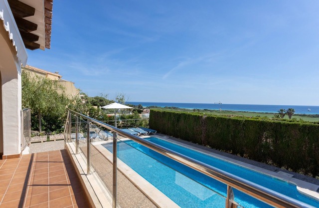 Vacation Home "Villa Primavera" with Sea View and Pool