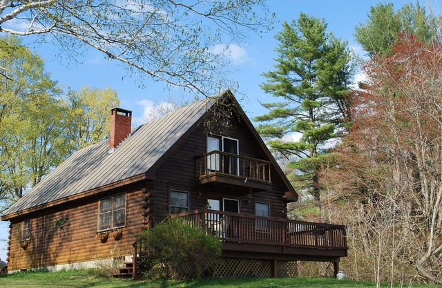 Vacation Rental - Choose from 5 nearby mountains or relax in peace & comfort