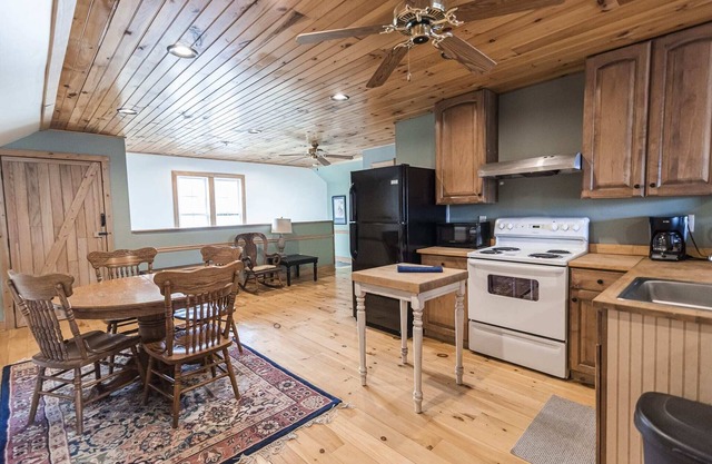 Vacation Rental: The Loft at the Barn