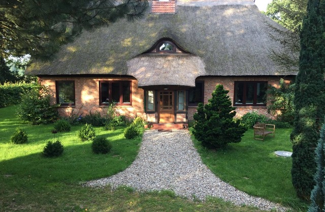 Vacation under thatched - Forsthaus Kölzin near Zarrentin - Apartment Amor's Ruh