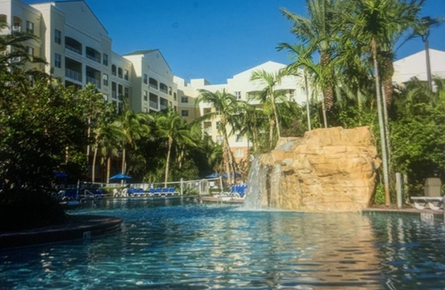 Vacation Village at Weston! Beautiful sunny vacation,