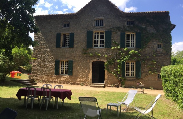 Vacations in Ardèche: family house 20p.
