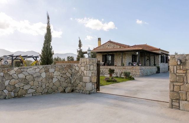 Varta Village - Elea House