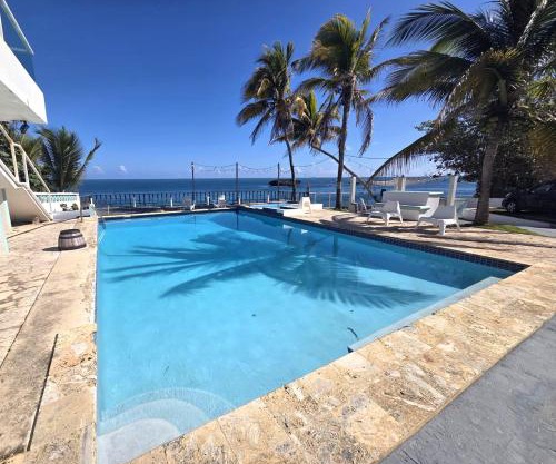 Ventana Va102a at Arecibo 681 Ocean Drive