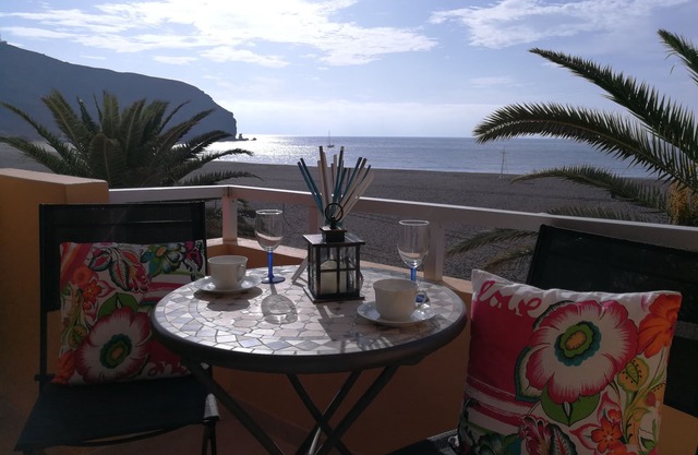 "VENTURAMAR" Spectacular apartment on the beachfront in Gran Tarajal