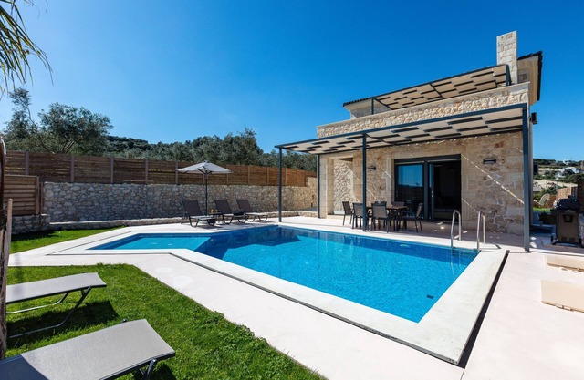 Vera Natura Villa I, with Pool, BBQ & Playground, Close to Beach & Restaurants