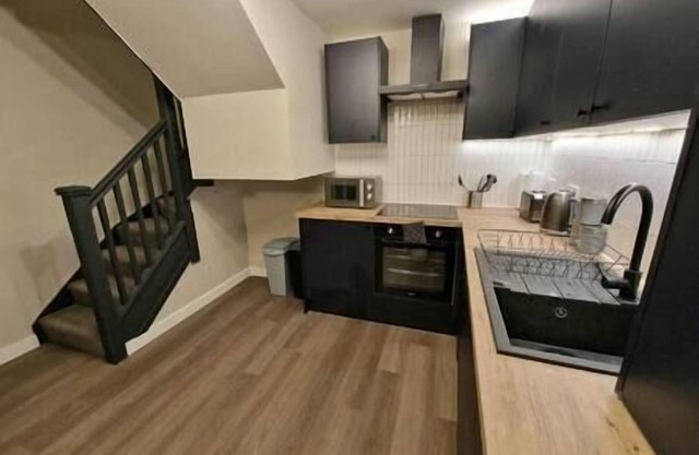 Vere Room 2 - Double Room - En Suite - Close to City Centre