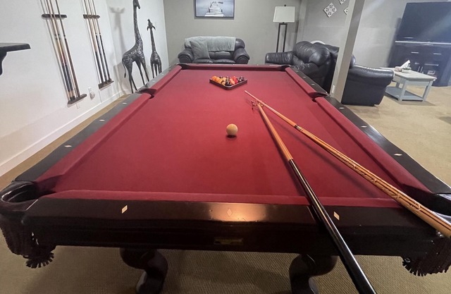 Vernon valley view suite with private Hot Tub