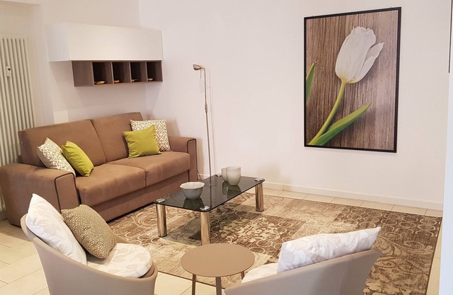 Verona city: Modern apartment near the historic center with garage