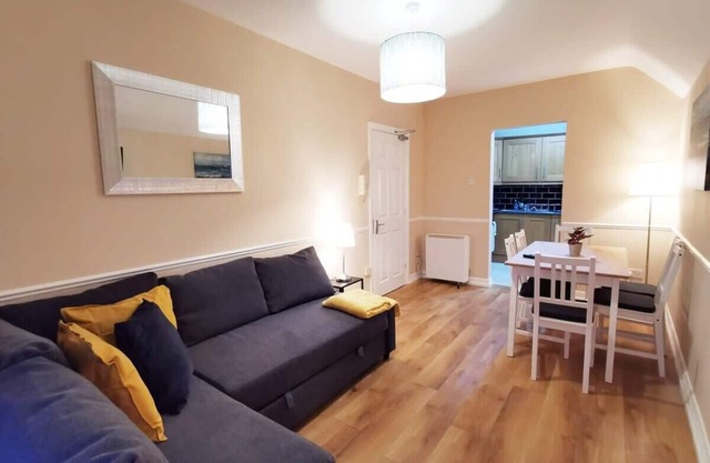 Very Central 1bed apartment newly renovated free wifi and tv